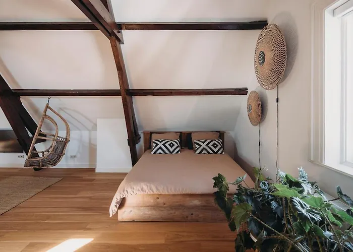 Big Loft 100m From Apartmán