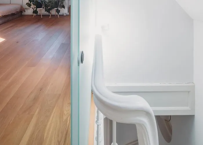 Big Loft 100m From Апартаменты